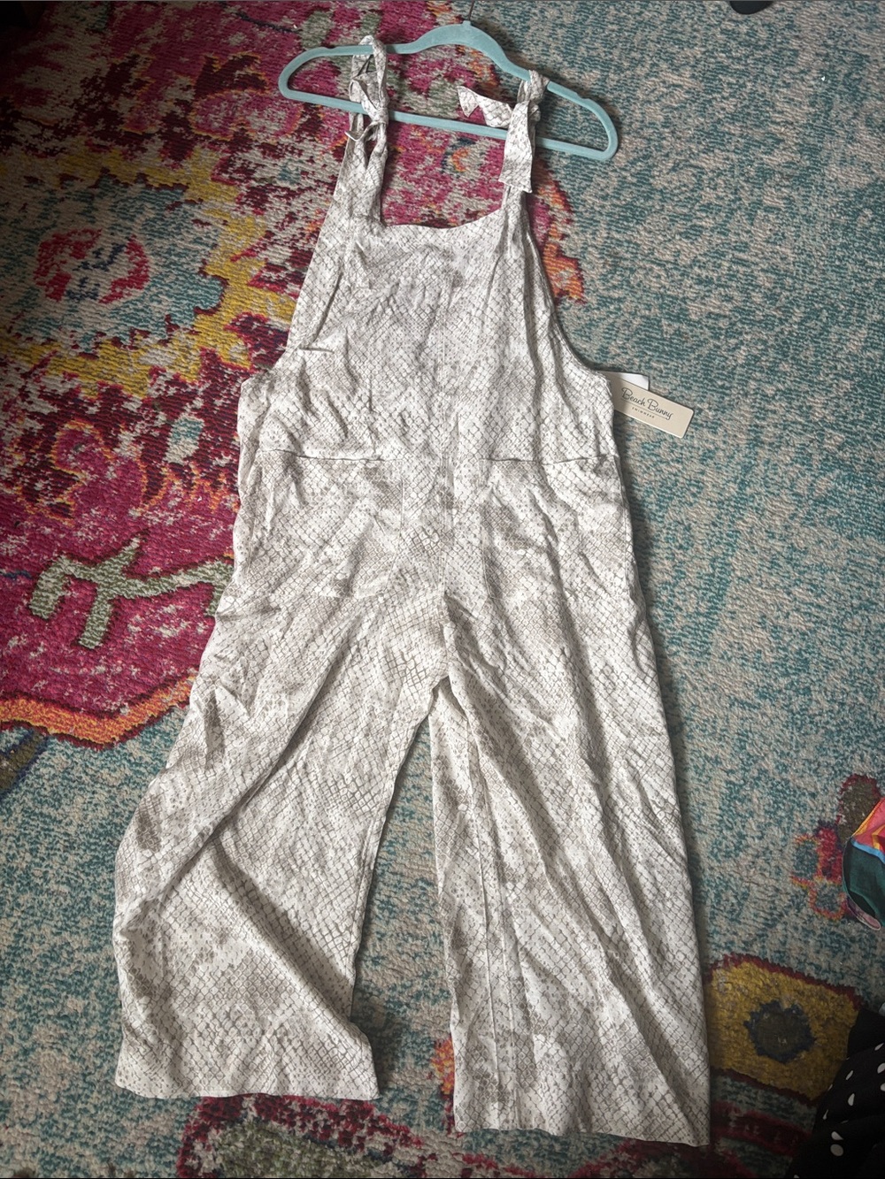 Beach Bunny White & Light Gray Patterned Linen Jumpsuit